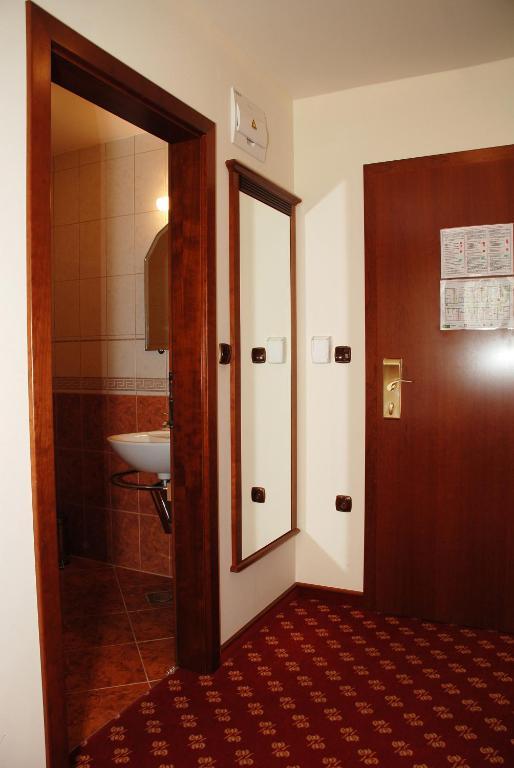 Hotel Zvezda Murska Sobota Room photo